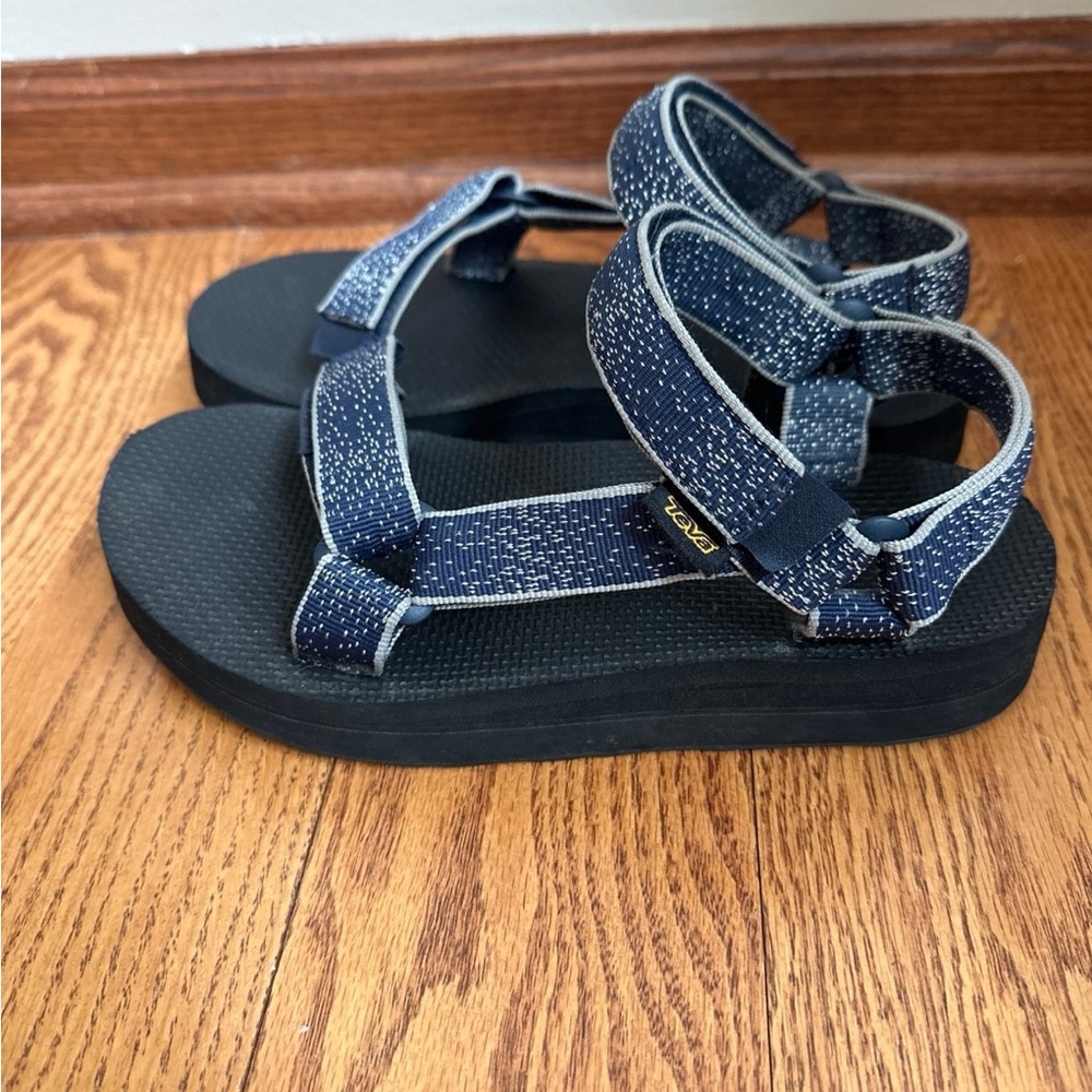 Teva Midform Universal Sandals Womens Size 6